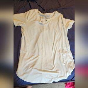 Women NWT XL ivory short sleeve shirt